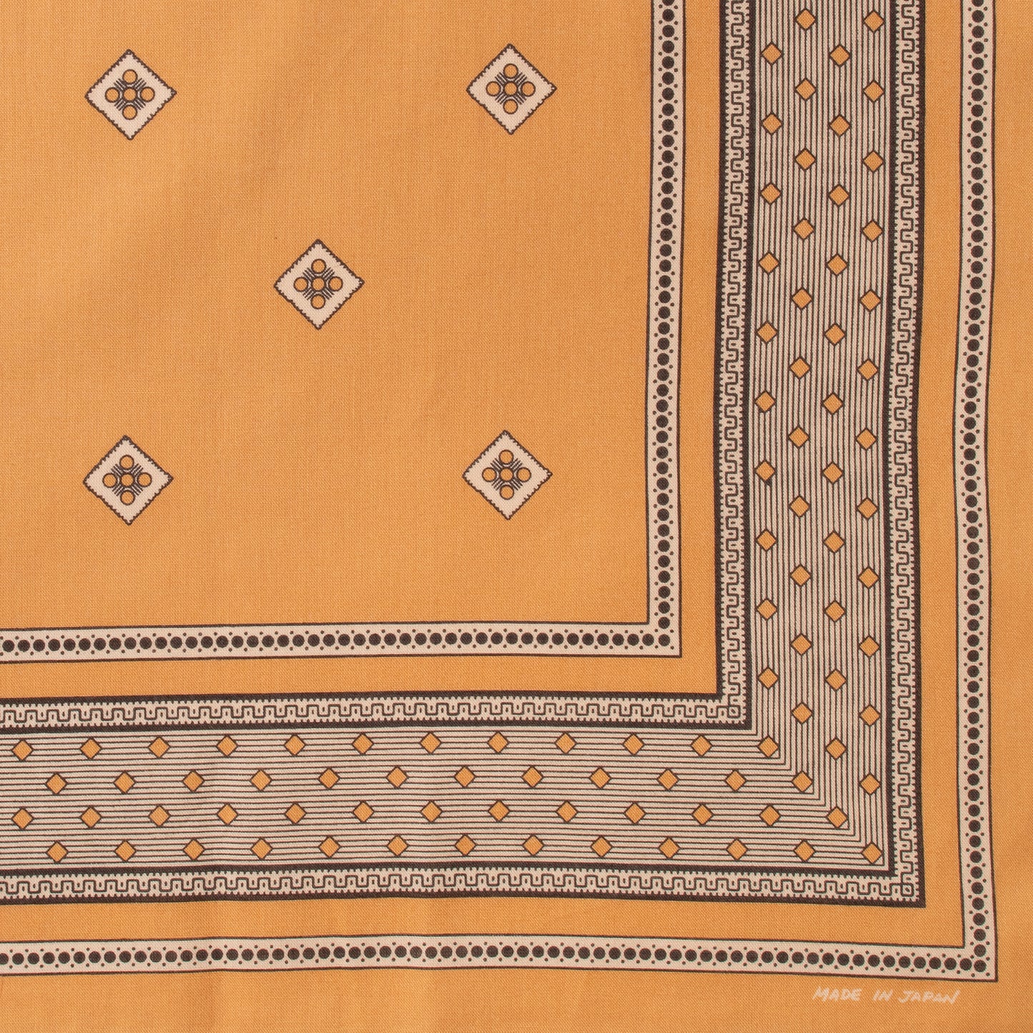 Champagne (PREORDER 予約注文）